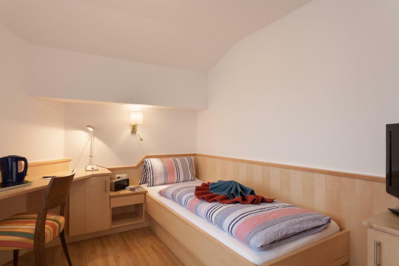 Hotel Mueggelturm オーベルストドルフ エクステリア 写真